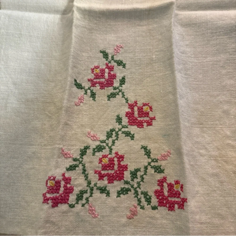 Floral Roses Embroidered Linen tea towel